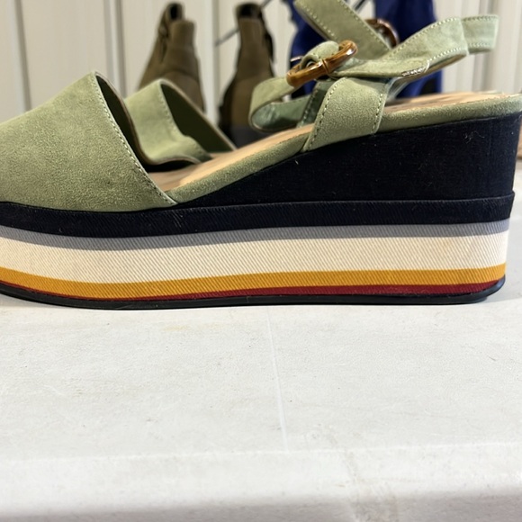 Just fab, size 8, multi color - Picture 3 of 4